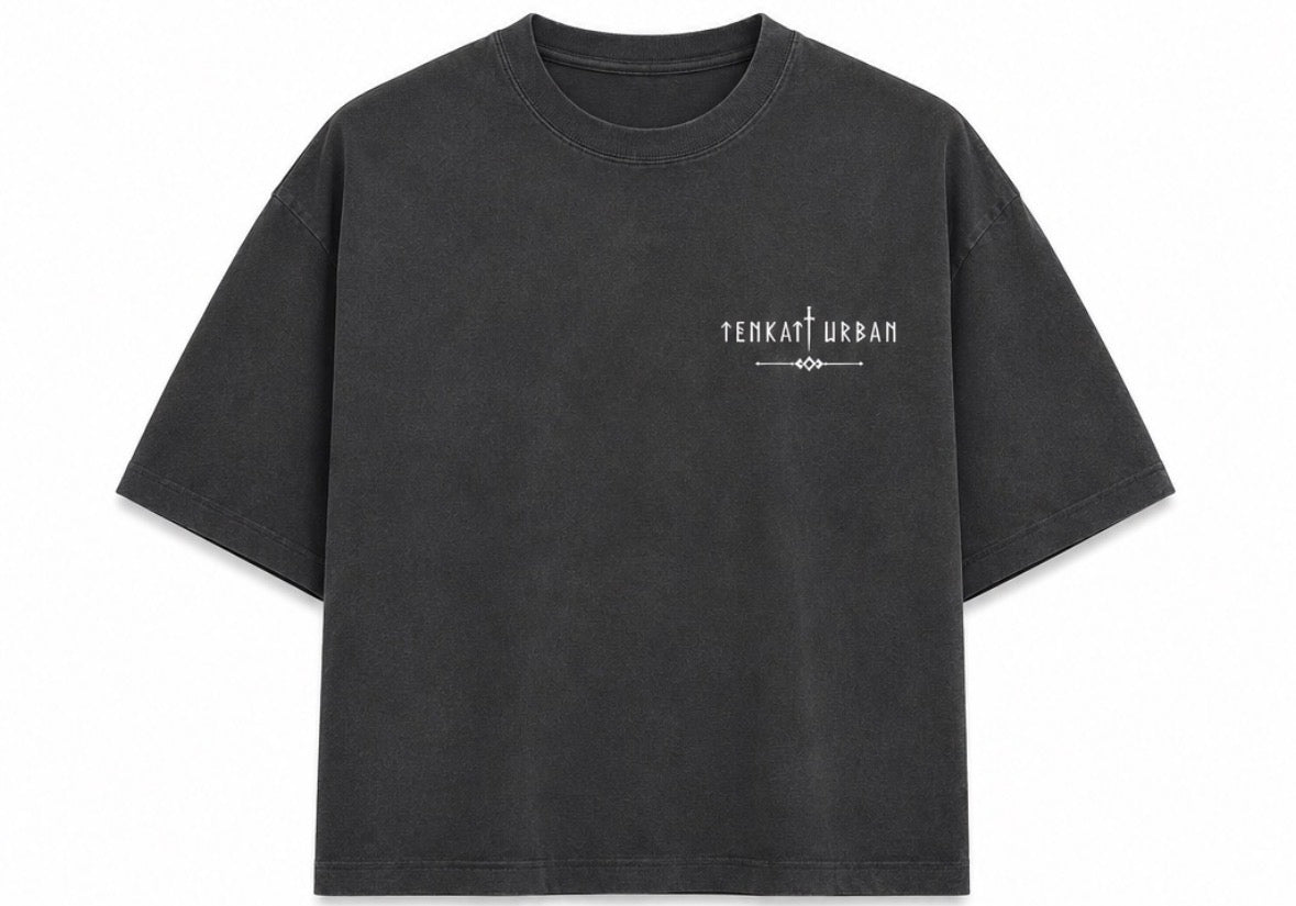 Boxy shirt-Vinland saga